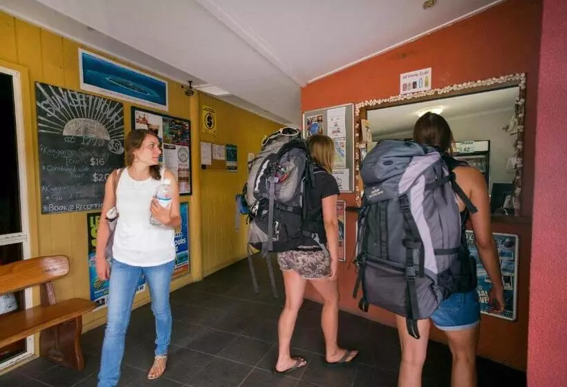 Beachside 1770 Yha