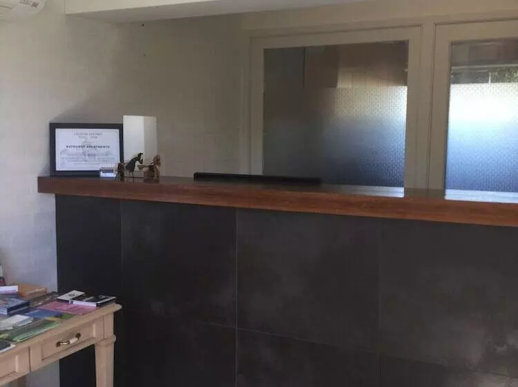Bathurst Studio Apartments