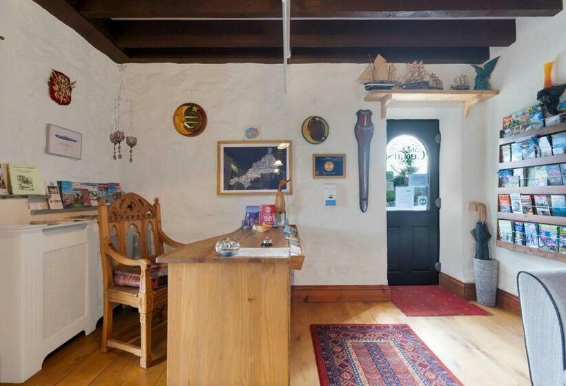 Bed and Breakfast The Cedars