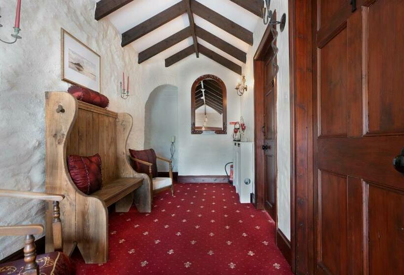 Bed and Breakfast The Cedars