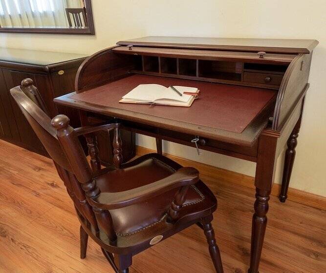 Fallsway Apartments Burley Court