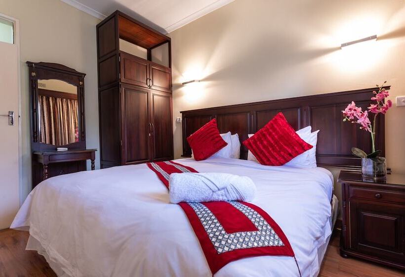 Fallsway Apartments Burley Court