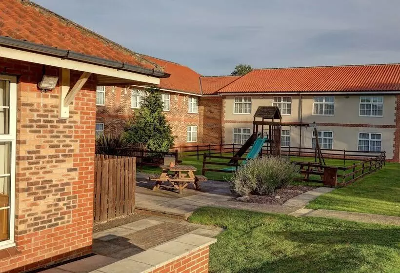 ホテル Allerton Court