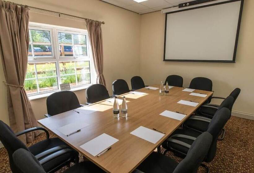 فندق Allerton Court