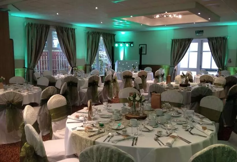 ホテル Allerton Court