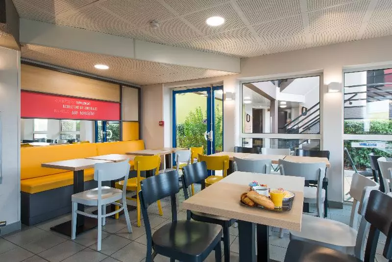 B&b Hotel Blois Sud Vineuil