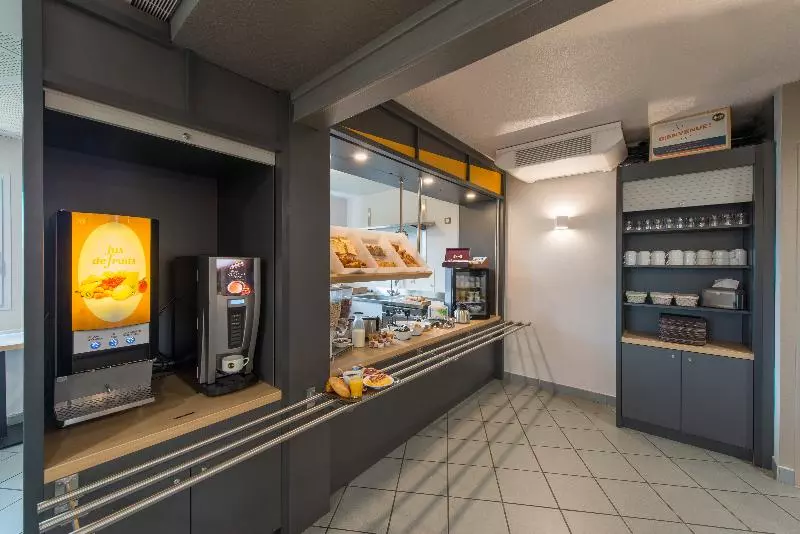B&b Hotel Blois Sud Vineuil