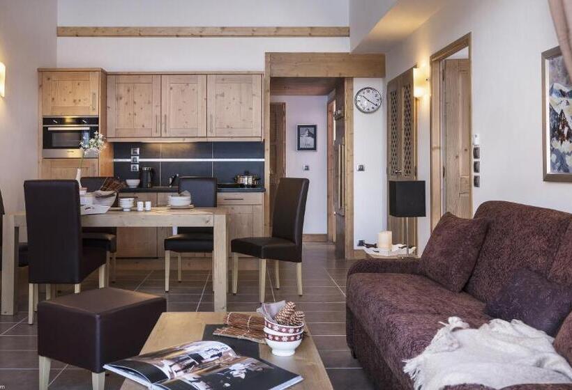 هتل Cgh Résidence Boutique Le Napoléon