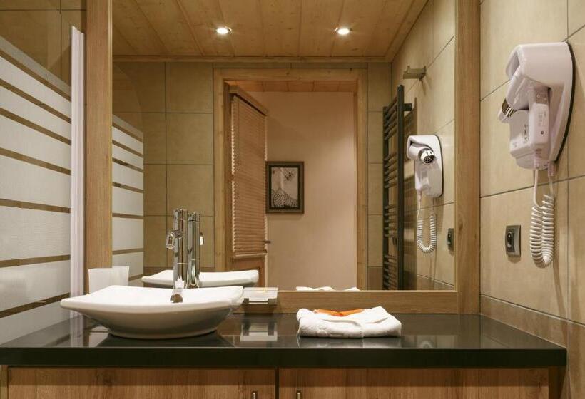 هتل Cgh Résidence Boutique Le Napoléon