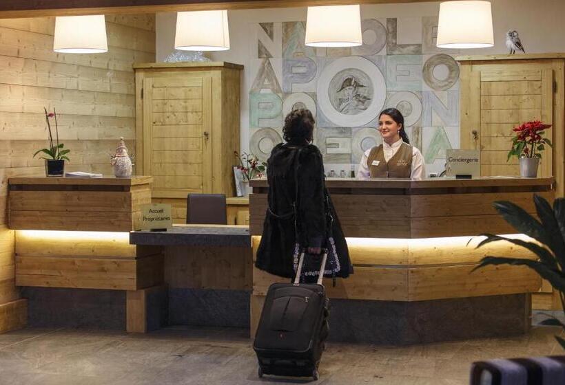 هتل Cgh Résidence Boutique Le Napoléon