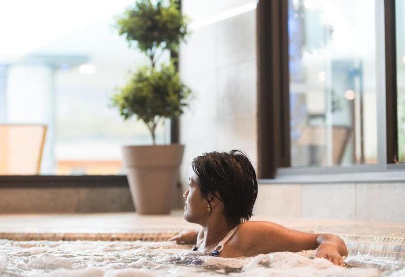 هتل Cgh Résidence Boutique Le Napoléon