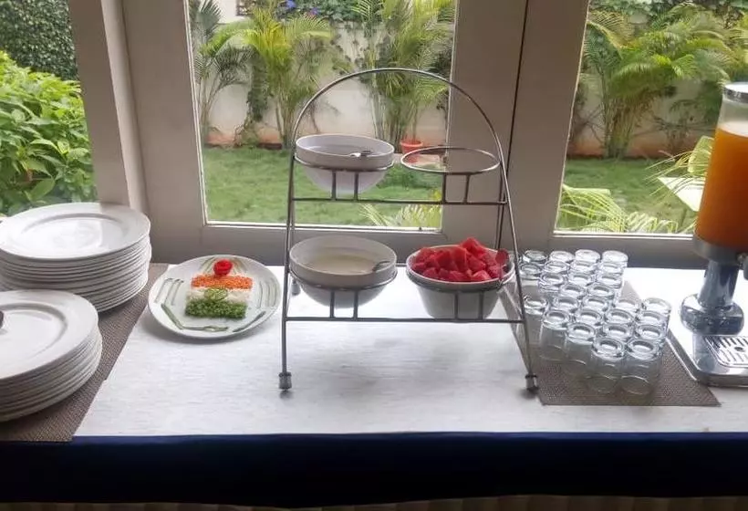 Hotelli Clarks Inn Hampi
