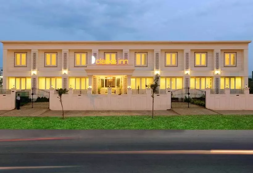 Hotelli Clarks Inn Hampi