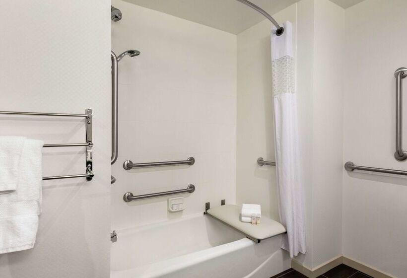 فندق Hampton Inn Penn Yan