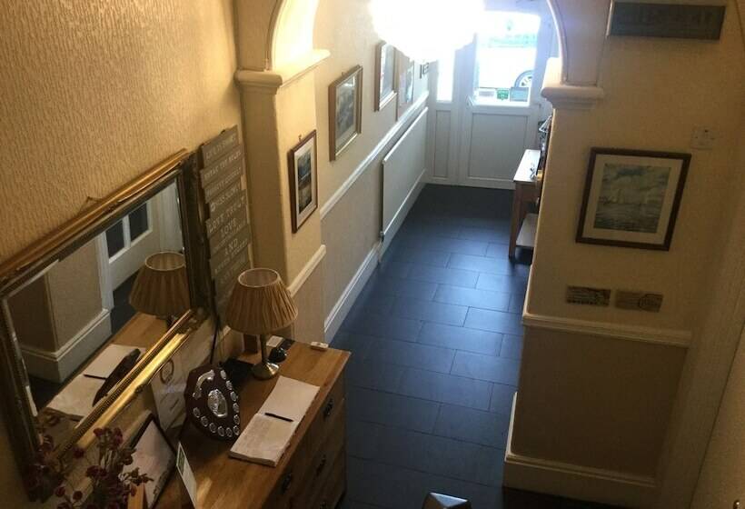 בית מלון כפרי Hen Dy