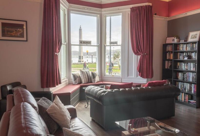 בית מלון כפרי Hen Dy