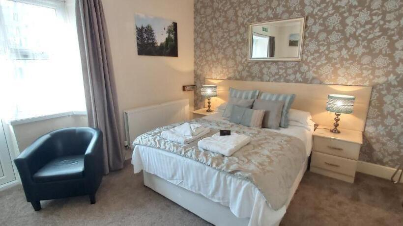 בית מלון כפרי Hen Dy