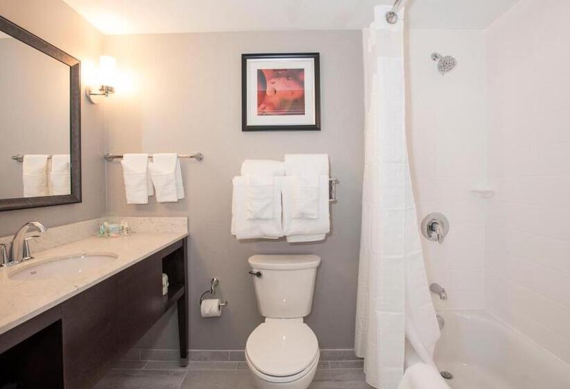 ホテル Voco The Clair Cincinnati Downtown, An Ihg