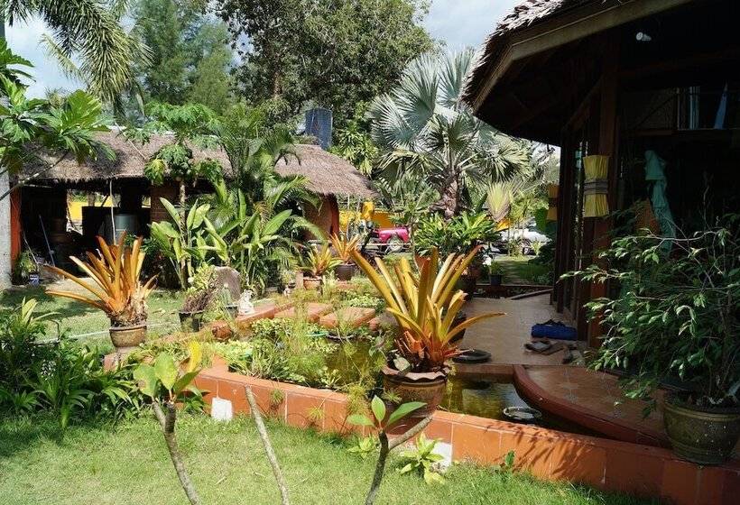 酒店 Relax Eco Life Center Khao Lak