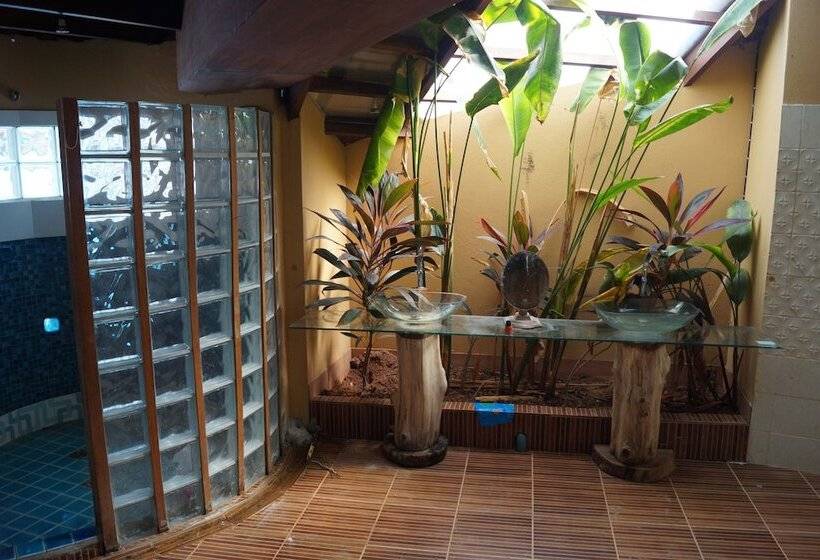 酒店 Relax Eco Life Center Khao Lak