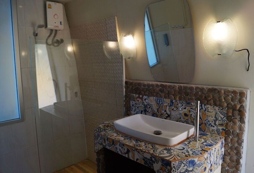 酒店 Relax Eco Life Center Khao Lak