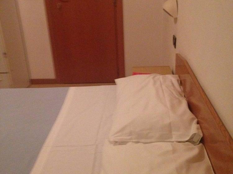 בית מלון כפרי Lucciola