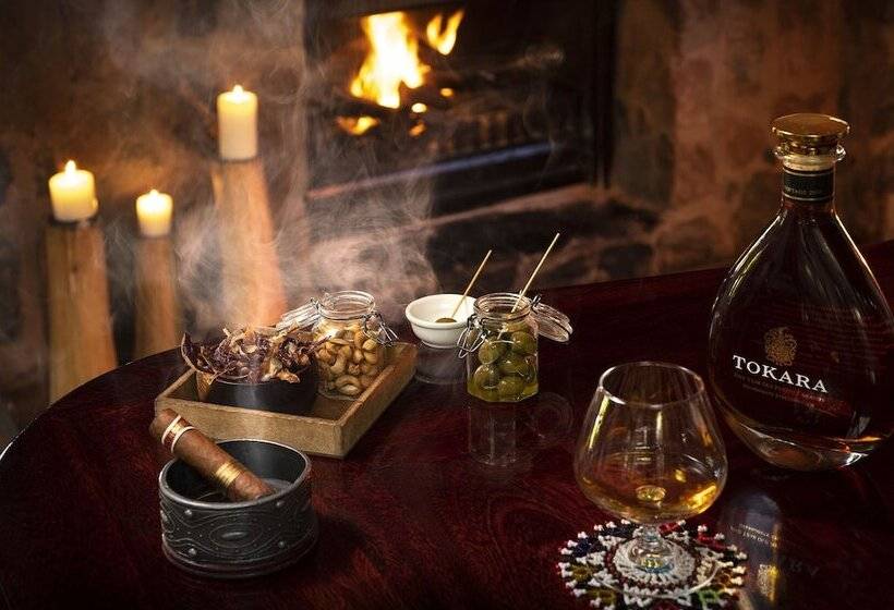 בית מלון כפרי Pondoro Game Lodge