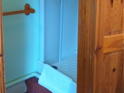 Hotel Sheaf Of Arrows