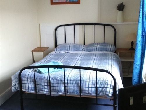 Hotel Sheaf Of Arrows