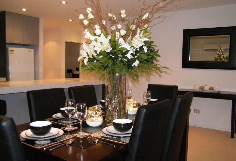 Luxury Waterfront Apartments Picton