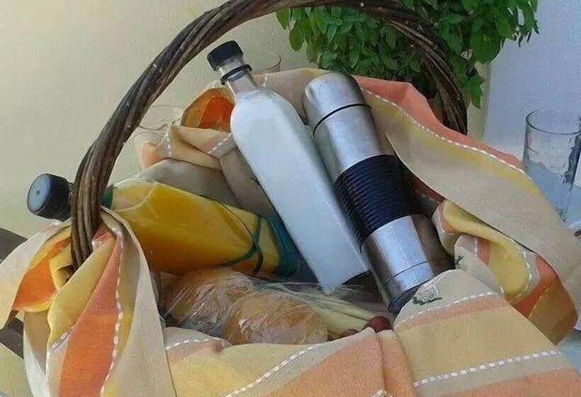 Mainades Maisonettes And Studios