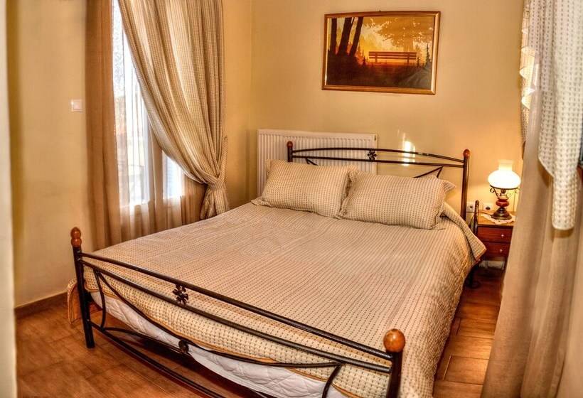 Mainades Maisonettes And Studios