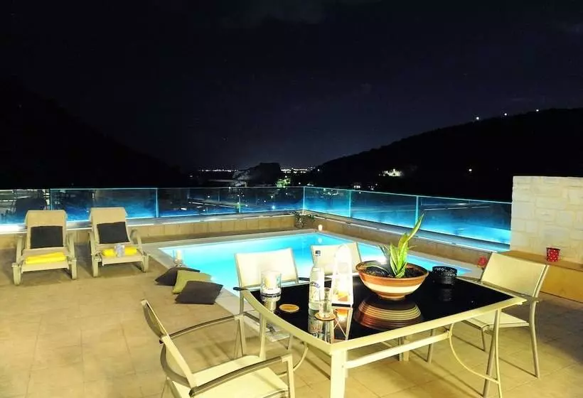 Palaiokastro Villas & Suites
