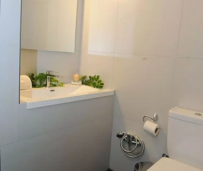 Palaiokastro Villas & Suites