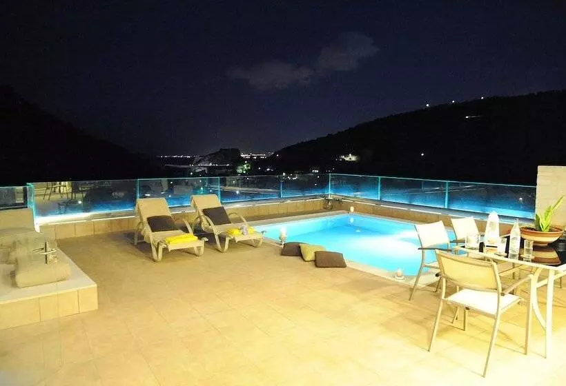 Palaiokastro Villas & Suites