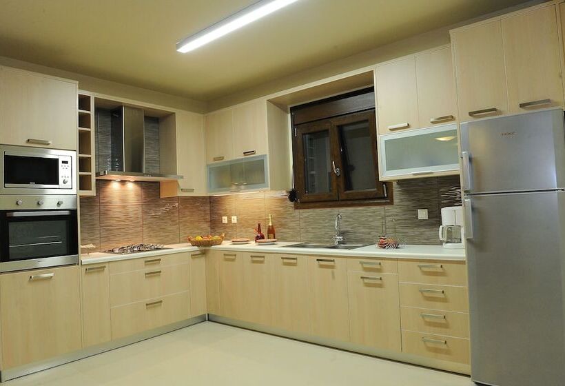 Palaiokastro Villas & Suites