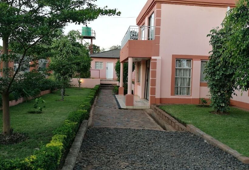 پانسیون Lepatino Bed & Breakfast