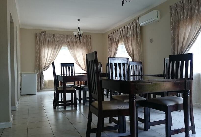 پانسیون Lepatino Bed & Breakfast