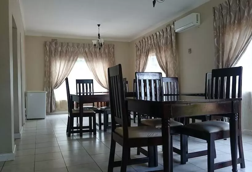 پانسیون Lepatino Bed & Breakfast