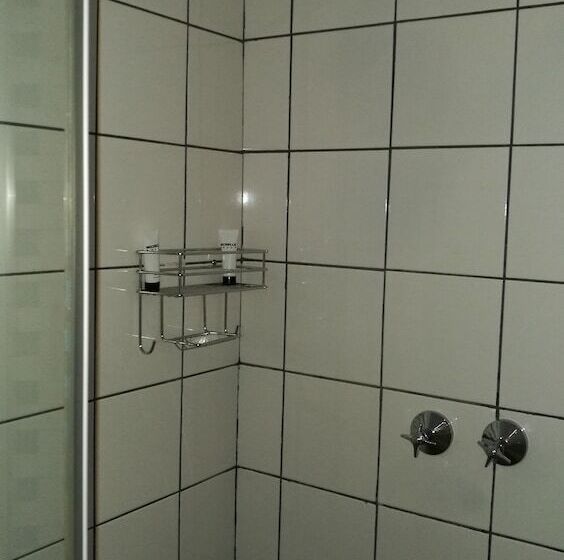 پانسیون Lepatino Bed & Breakfast