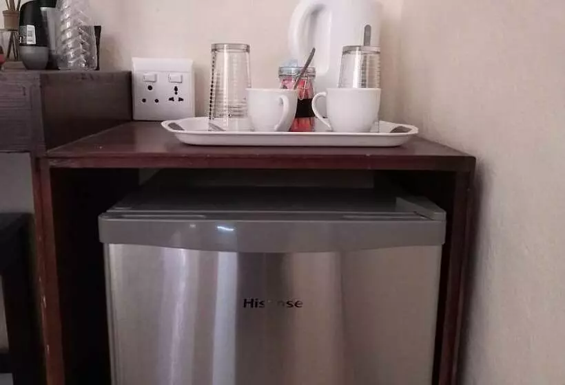 پانسیون Lepatino Bed & Breakfast
