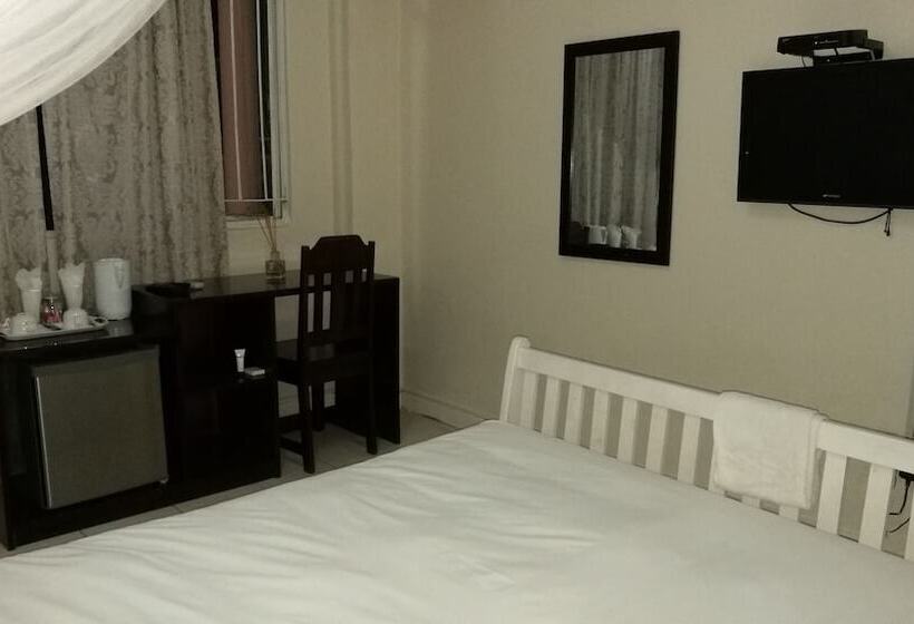 پانسیون Lepatino Bed & Breakfast