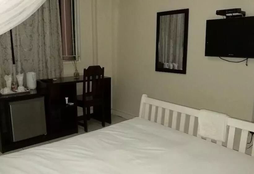 پانسیون Lepatino Bed & Breakfast