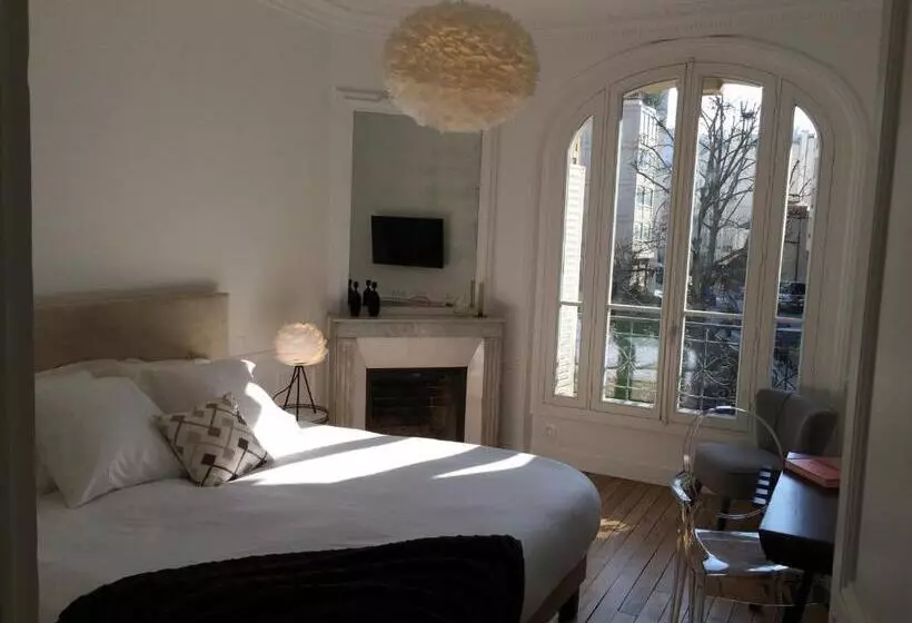 Relais12bis Bed & Breakfast By Eiffel Tower