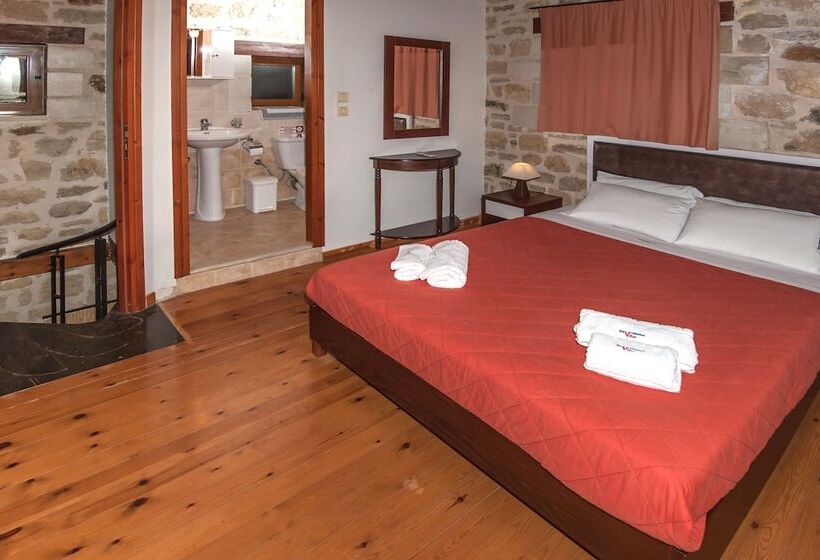 Stavromenos Villas   Private Pools & Seaview   500m From Beach