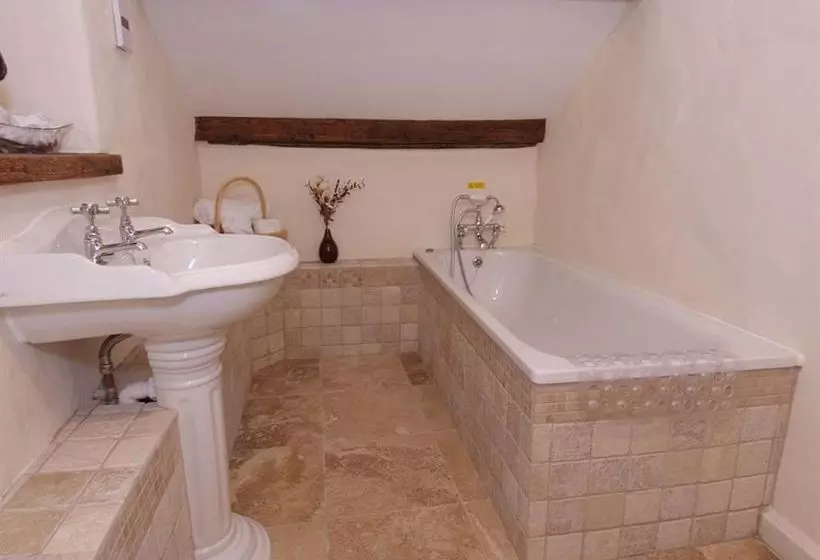 The Bay Horse Bed & Breakfast