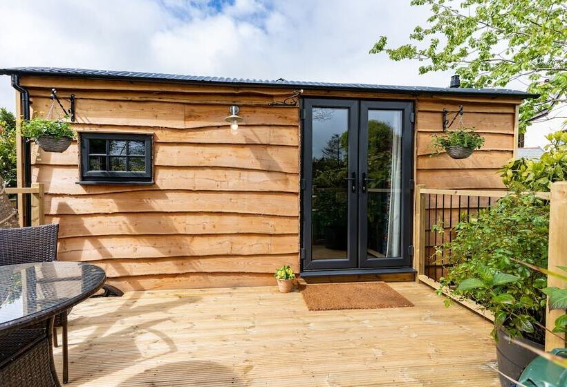 Bed and Breakfast The Cedars