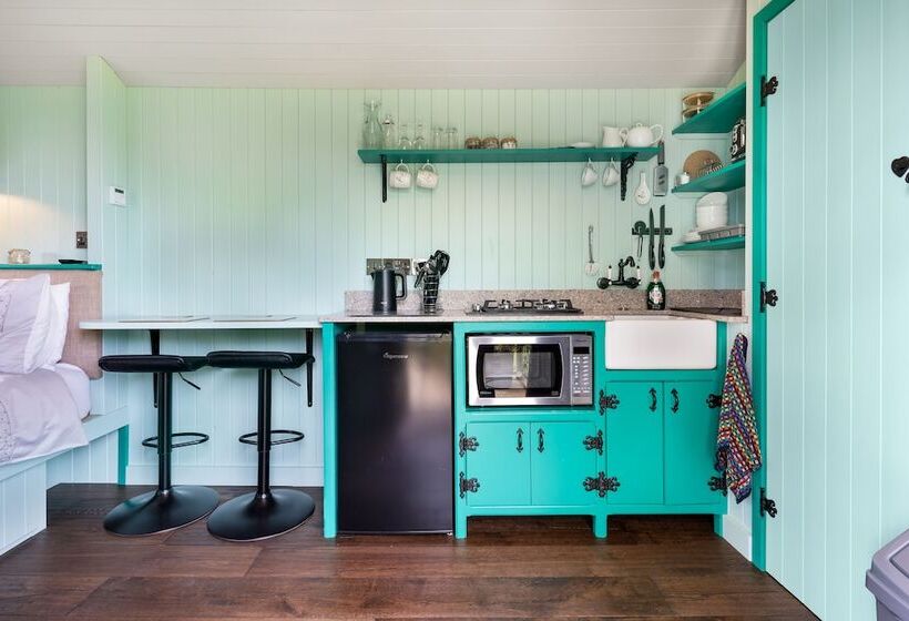 Bed and Breakfast The Cedars