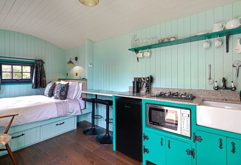 Bed and Breakfast The Cedars