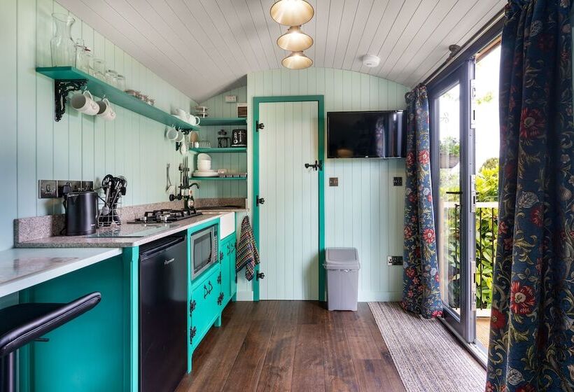 Bed and Breakfast The Cedars